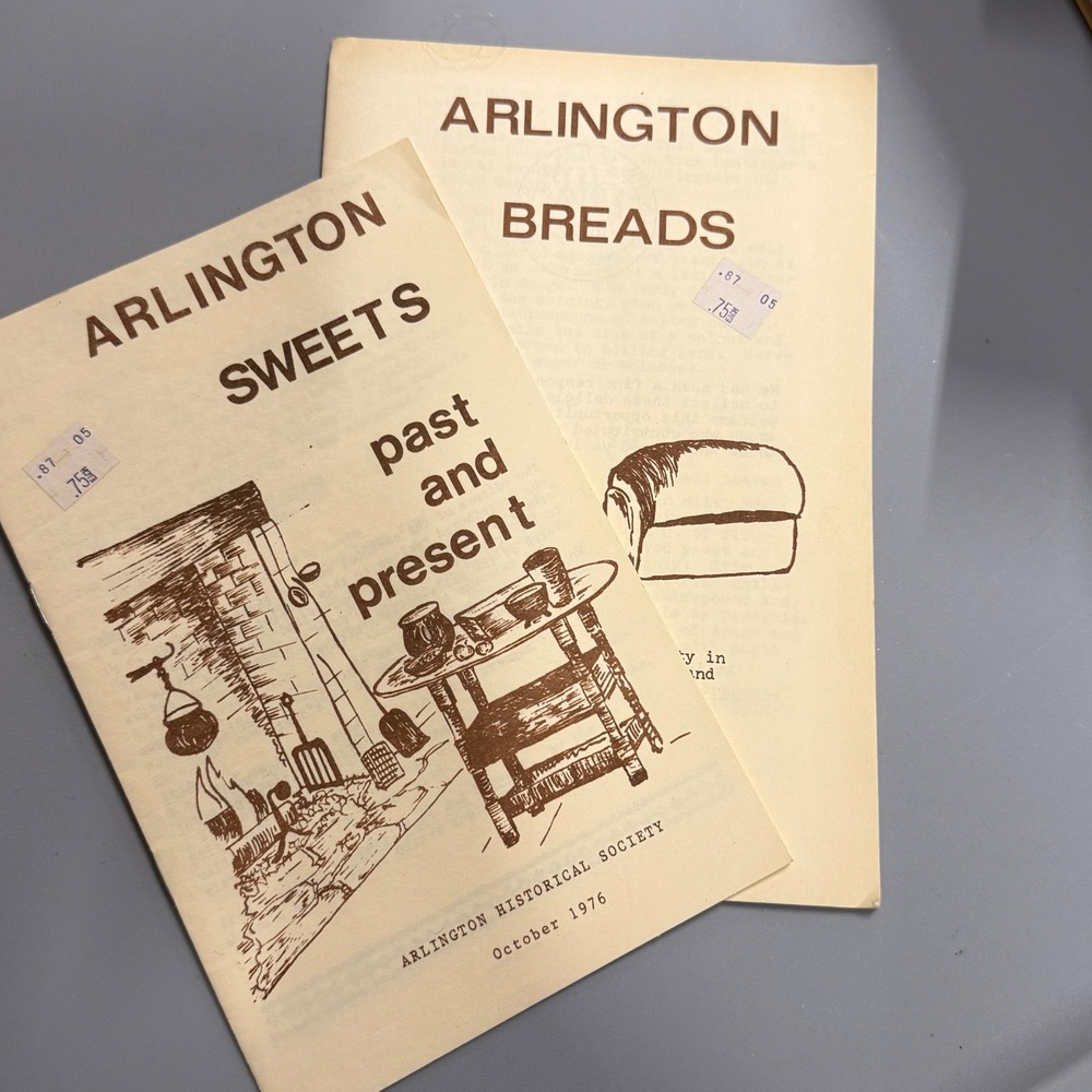 Vintage Arlington Historical Society‎ Cookbook Lot - Breads & Sweets Recipes